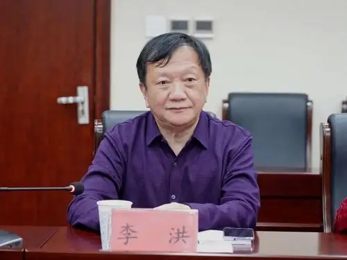 让蔚然成风的正能量在全市蔚然成风镇江市委网信办召开网民代表