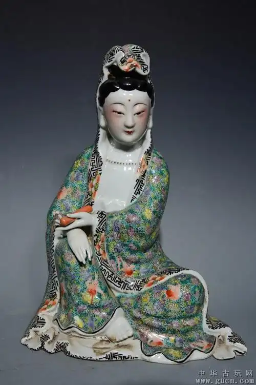 a1民国曾龙升粉彩观音