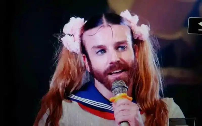 那些辣眼睛的女装大佬即使在游戏里也是一样沙雕到不忍直视