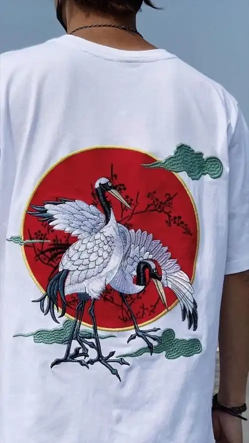 李宁"行者"系列之中国风"仙鹤"刺绣t恤.中国李宁,国潮当道.