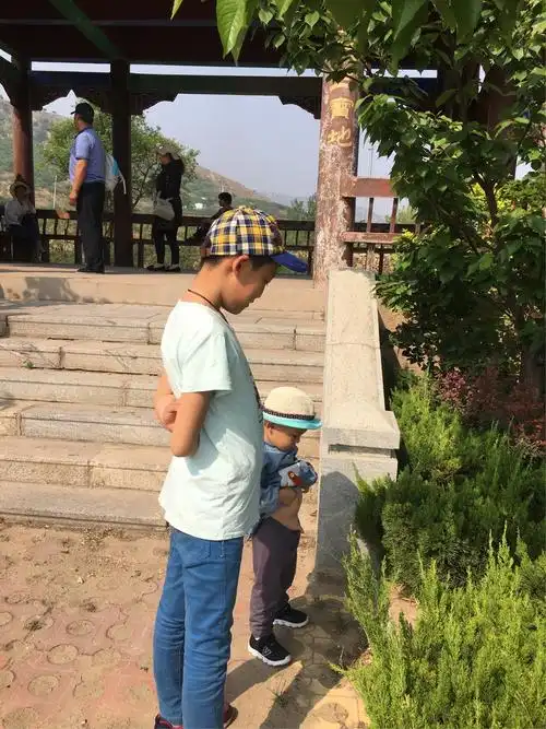 郑博文2018年4月生活照