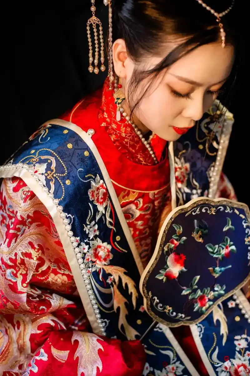 婚礼纪实跟拍 #凤冠霞帔 大图来了 - 抖音