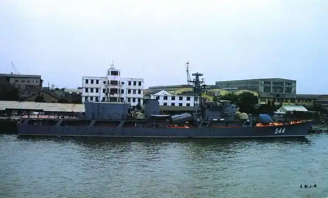 海军唯一县区命名的护卫舰曾65小时跟踪外军潜艇