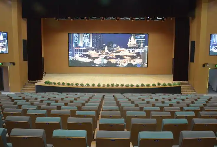 我校新南苑学生礼堂,北苑多功能报告厅装饰项目相继竣工并交付使用