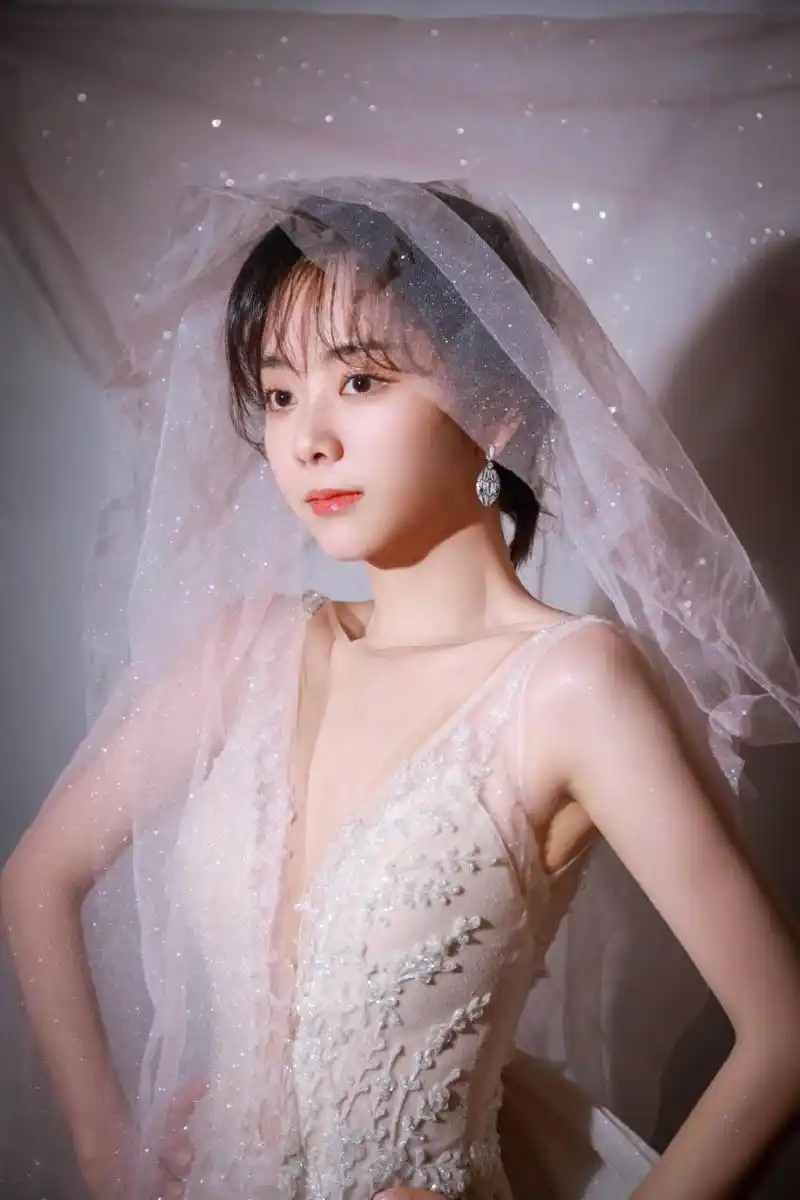 谭松韵高清壁纸头像(八)[打call]