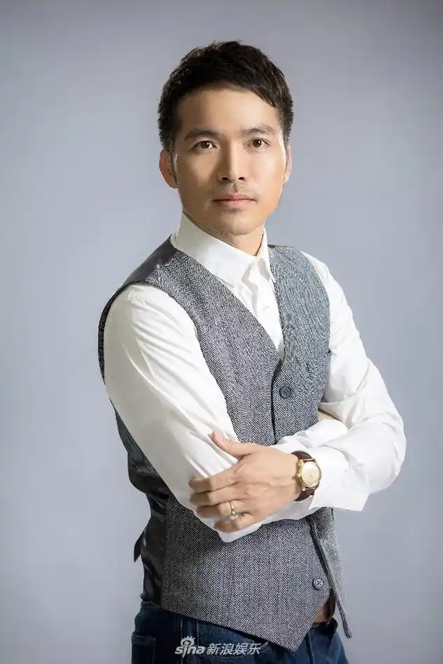 组图:《绝代双骄》首曝主创 监制郭靖宇携编剧九年创武侠新时代