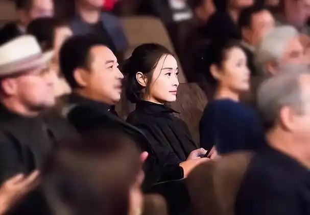 任泉李冰冰不是我们班最漂亮的但她有张绝美照片特吸引导演