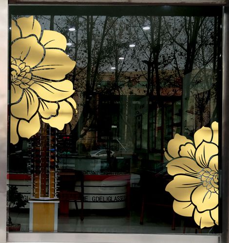 个性花朵创意橱窗橱柜玻璃门贴花服装服装店店铺墙贴