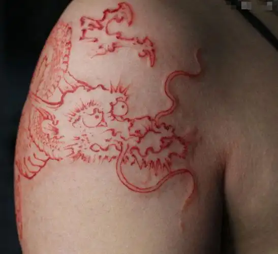 手臂龙纹身设计超级好看的红色龙花臂2