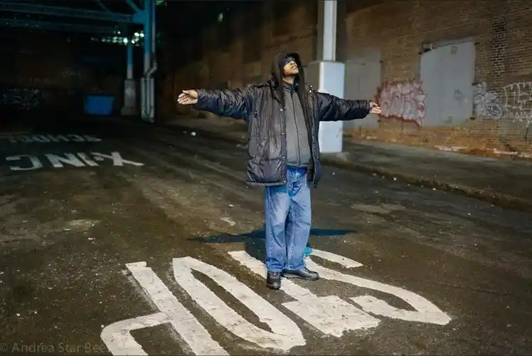 揭秘美国黑人区混乱生活:贫穷是犯罪的温床(组图)