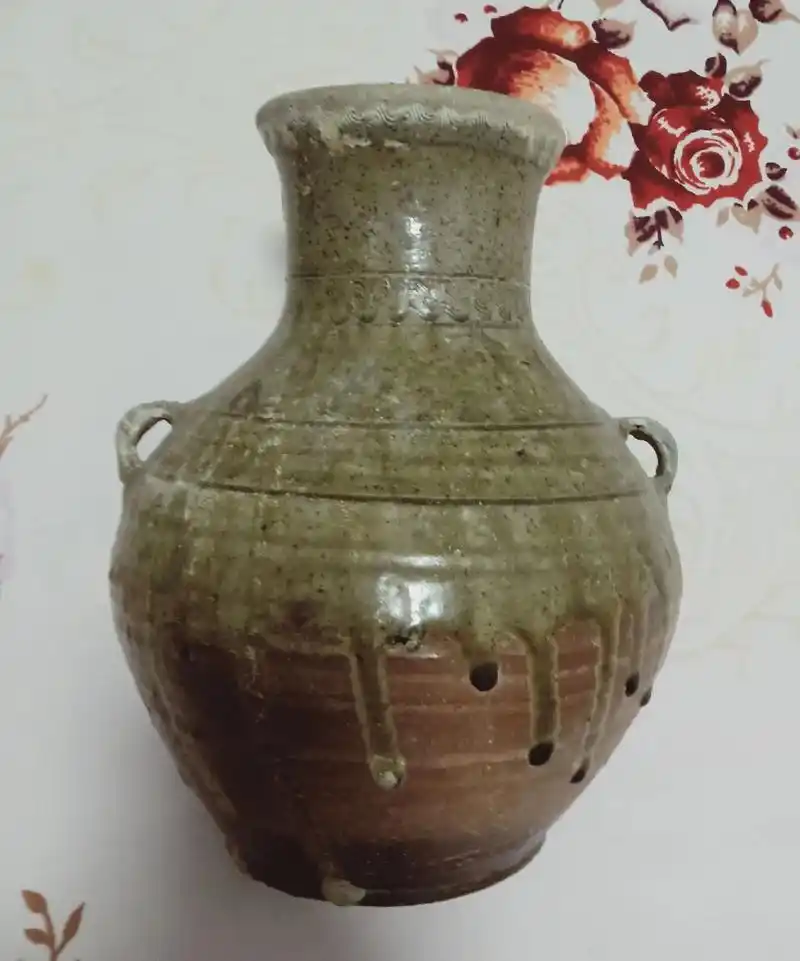 汉代青瓷罐,请朋友们欣赏 - 抖音