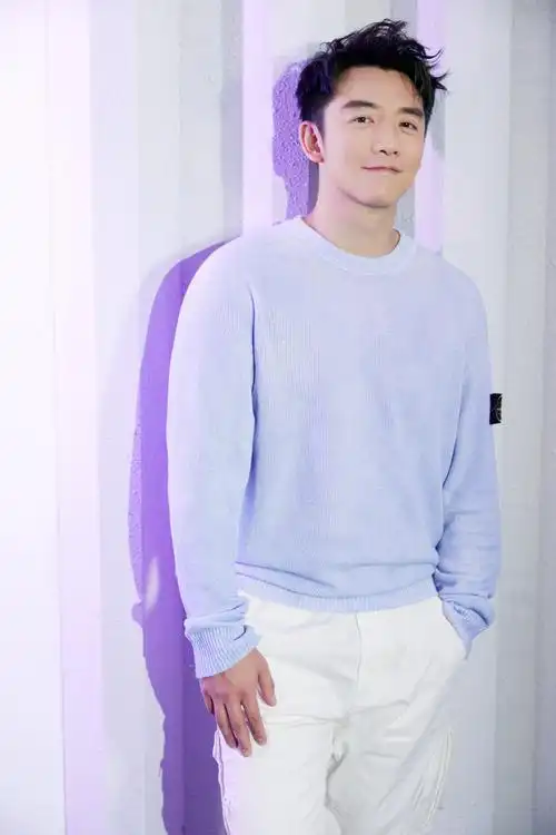 郑恺:生活比戏剧更精彩,呈现人物的不同面才"上头"_腾讯新闻