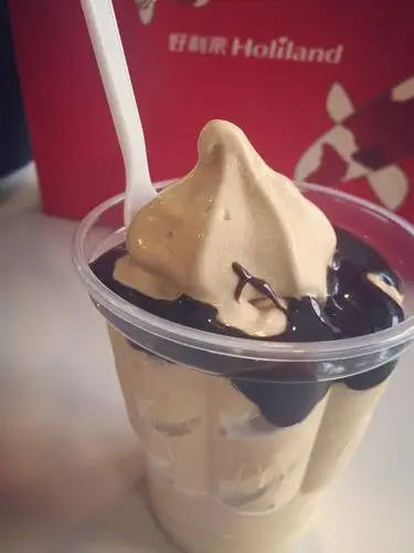 麦当劳新品 鸳鸯巧克力圣代