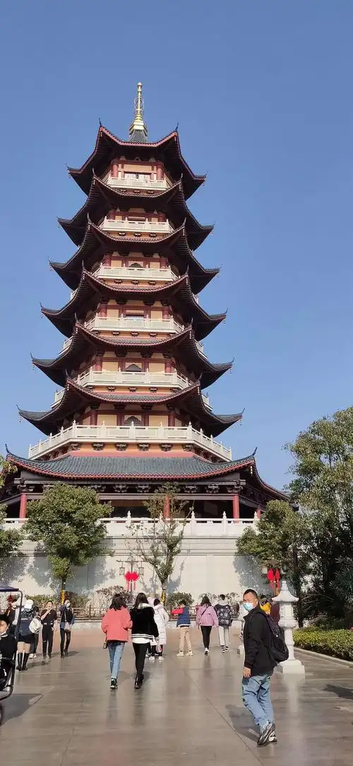 好气派的神州塔