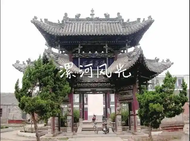 北舞渡山陕会馆彩牌楼.北舞渡曾经是中原名镇,定陵古城,自古交通便利