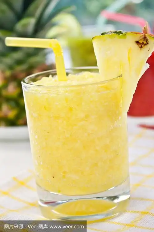 菠萝奶昔