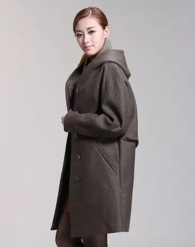 摩登都市深灰咖色大气长袖毛呢大衣