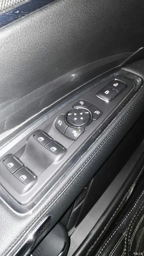 【图】忽然明白有些车为什么内开门键容易坏了_林肯大陆论坛_汽车之家