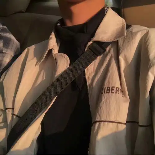 半身男头像高清图片 - 搜狗图片搜索