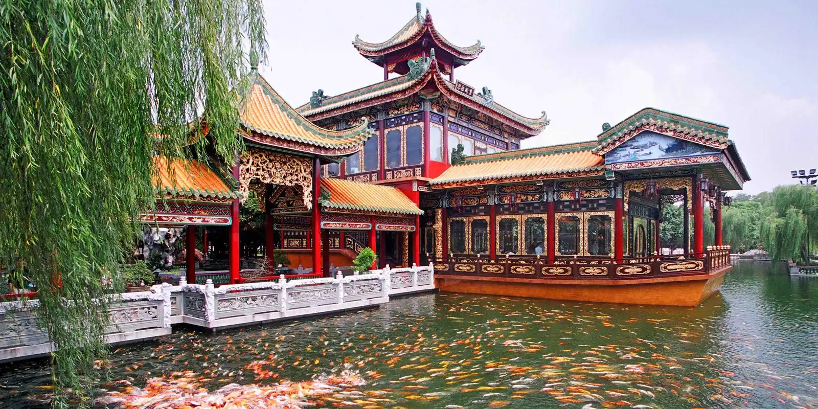 宝墨园是名胜古迹,雄伟巍峨,是世界的历史文化