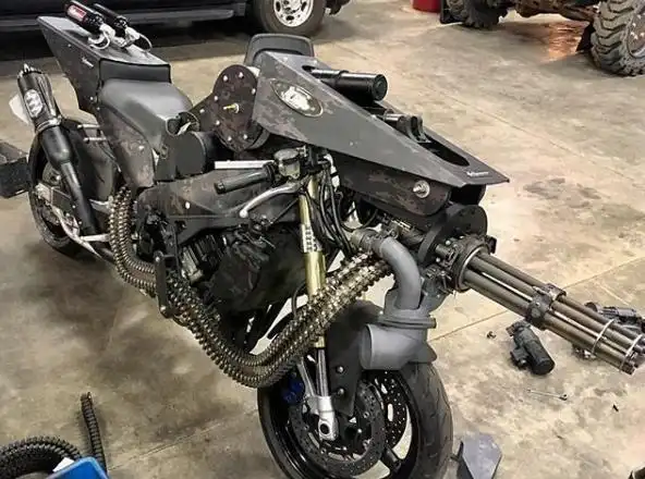 真·迷你加特林,和冲锋枪一样小 射速6000发