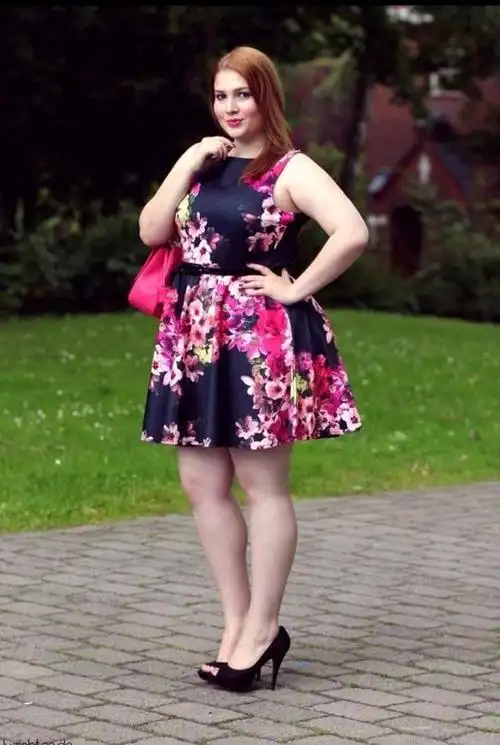 胖女人这样穿衣搭配很好看