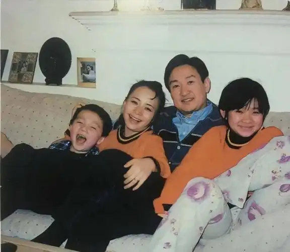 按理说六七岁的孩子,在没有什么特殊外在因素的情况下,大都属于泡在