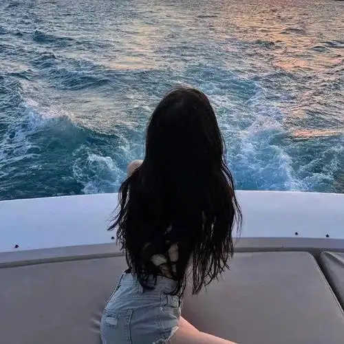 不露脸温柔风网红感女生头像