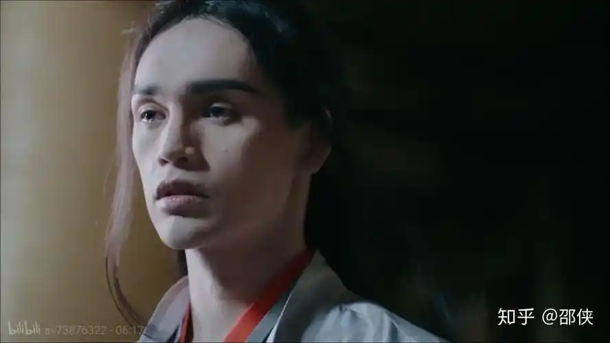 怎么评价最近很火的越南mv自心和泪色