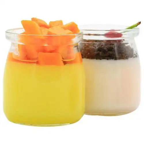 布丁粉和白凉粉的区别在于制作原料,用途以及口感不同,布丁粉是一种