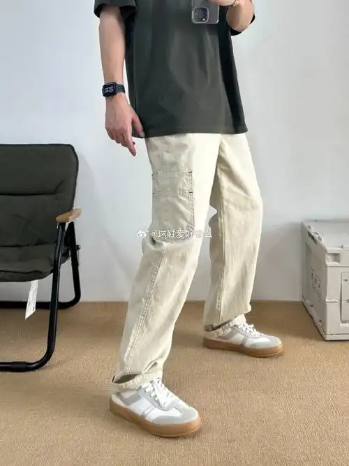 板鞋才是万金油 ##必备德训鞋推荐 ##打工人的夏日通勤鞋 ##不费力