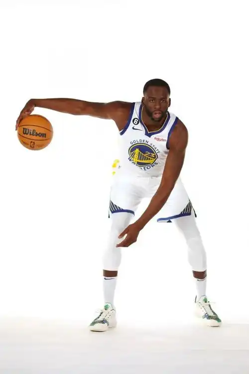 勇士定妆照来了