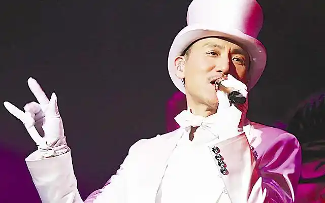 两个时代的「歌神」 用音乐划过你的人生.