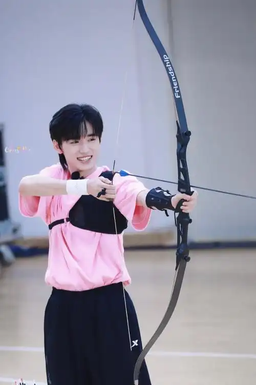 宋亚轩夏日运动会饭拍