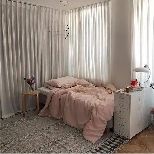 偷窥了几十个网红博主的房间,十几平的房间原来可以这么布置!