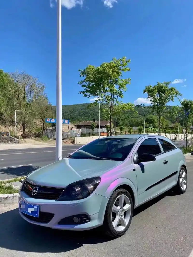 欧宝雅特gtc 09年 最便宜的双门小车