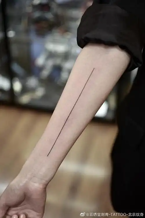 今日纹身图案分享近日小作-直线#简约纹身##直线纹身##线条纹身##北京