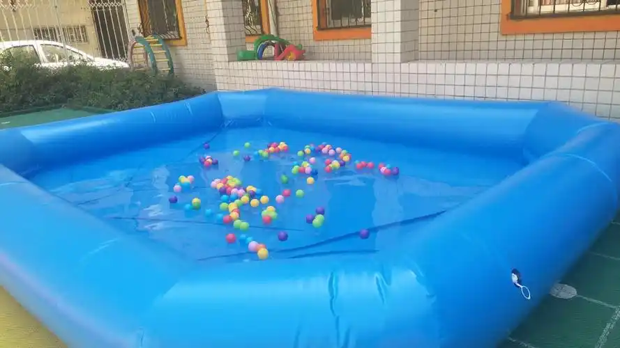 一起来宏昌幼儿园玩水喽!