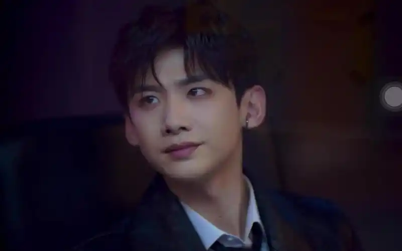 白敬亭目标人物哥下次演个反派吧