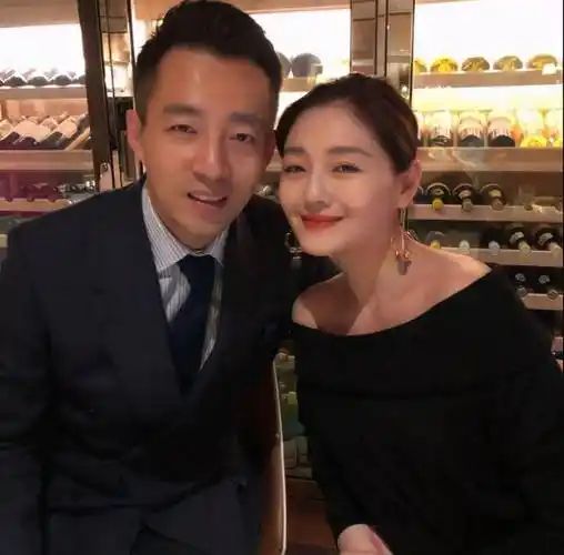 张雨绮适合找个温和踏实可靠的人,有钱没钱是其次,跟前男友汪小菲谈