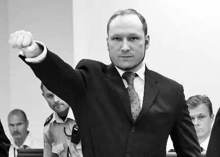 杀害77人挪威独狼布雷维克被判21年监禁