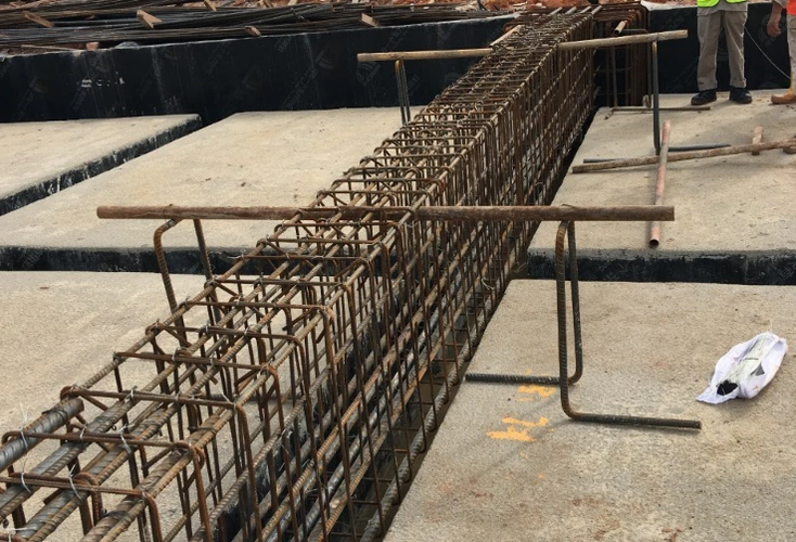 工地浅谈1关于承台地梁钢筋办公楼屋面打灰20171126