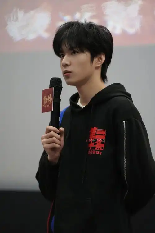 刘耀文电影第二十条##新生代演员刘耀文