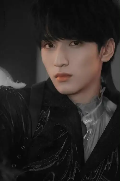 时代少年团 严浩翔 cr.夜晚星序 - 高清图片,堆糖,美图壁纸兴趣社区