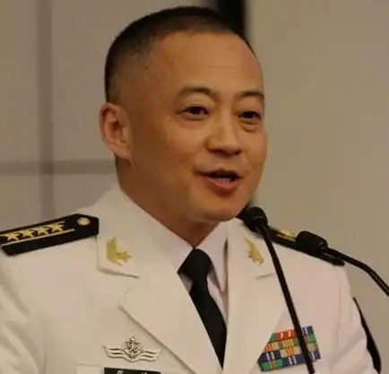 辽宁舰的舰长属于是什么级别?当上航母舰长究竟有多难?