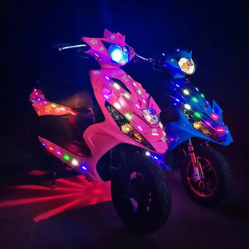 鬼火摩托车 二手鬼火摩托车爆改踏板白幽灵暴走125cc燃油男女代步省油