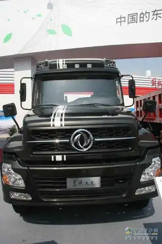 【图】[上海车展]东风天龙新长头车惊艳上海车展_新闻图片_卡车网