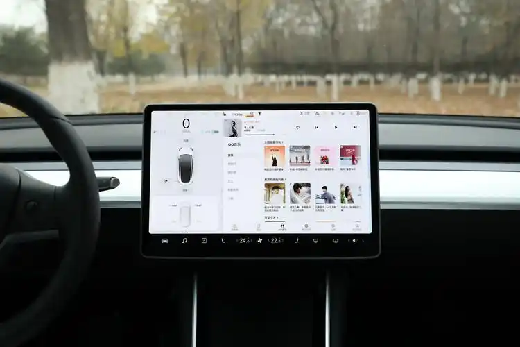 试驾特斯拉model3争议那么多为什么还是这么香