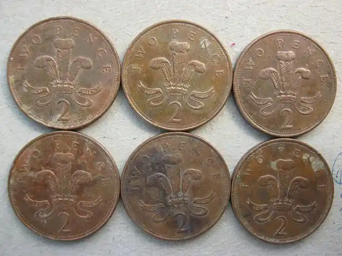 英国硬币 2便士 英镑钱币优惠价2元一枚 钱币 外币收藏