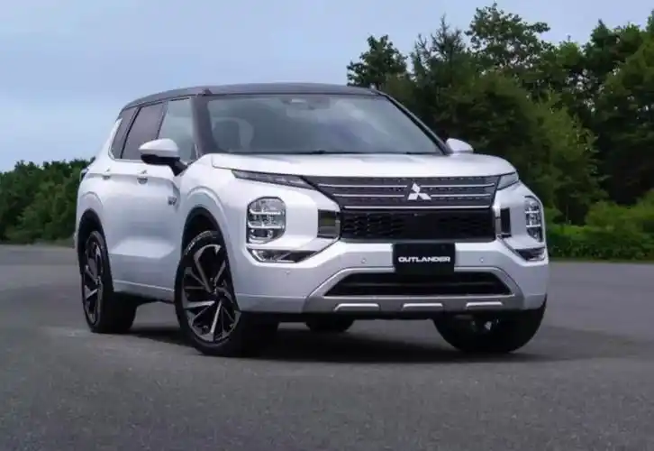 15万落地买日系紧凑型suv现在买三菱欧蓝德很划算